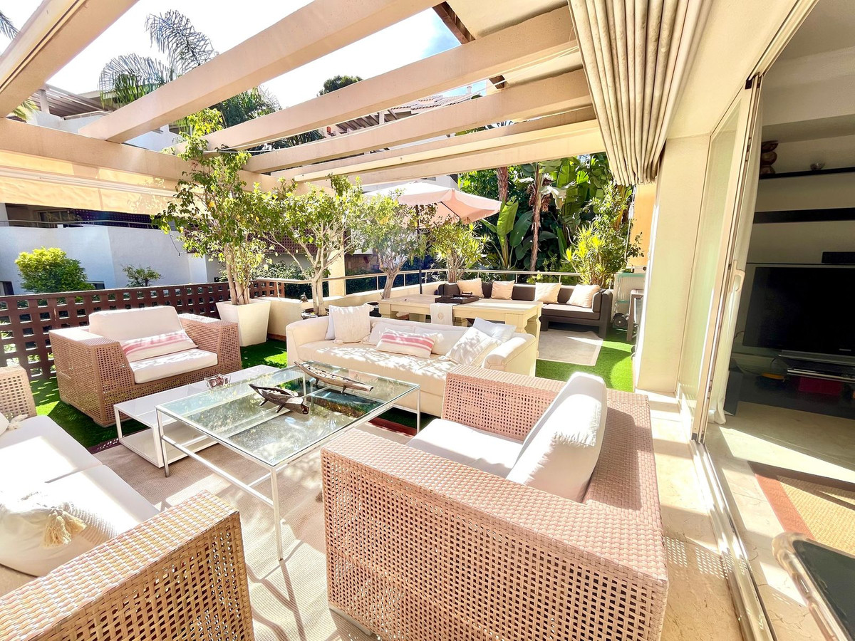 3 Bed Apartment for sale in Río Real Costa Del Sol, Málaga, Spain