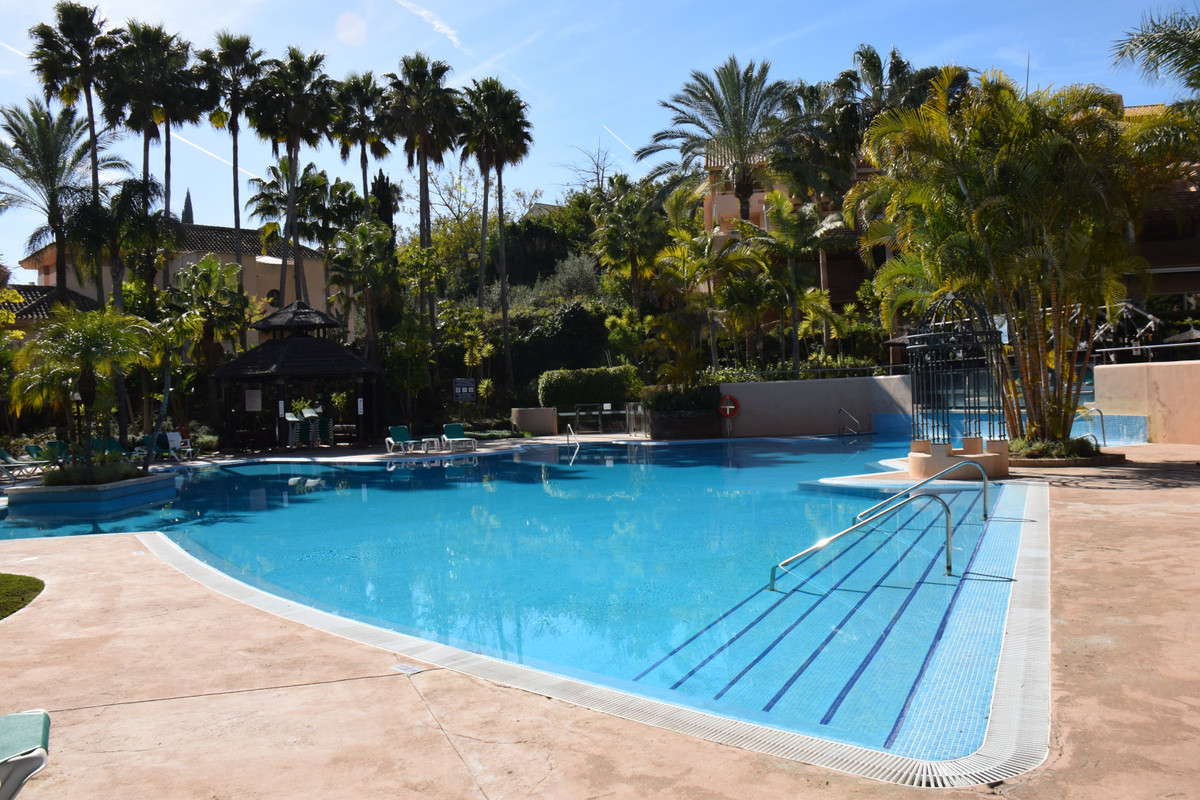 3 Bed Apartment for sale in Río Real Costa Del Sol, Málaga, Spain