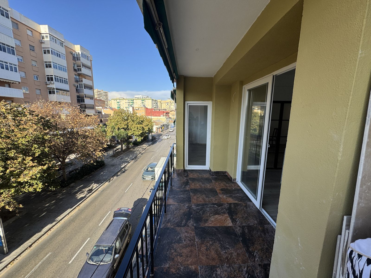 Se vende Apartamento Planta Media de 3 dormitorios en Costa Del Sol, Málaga, España