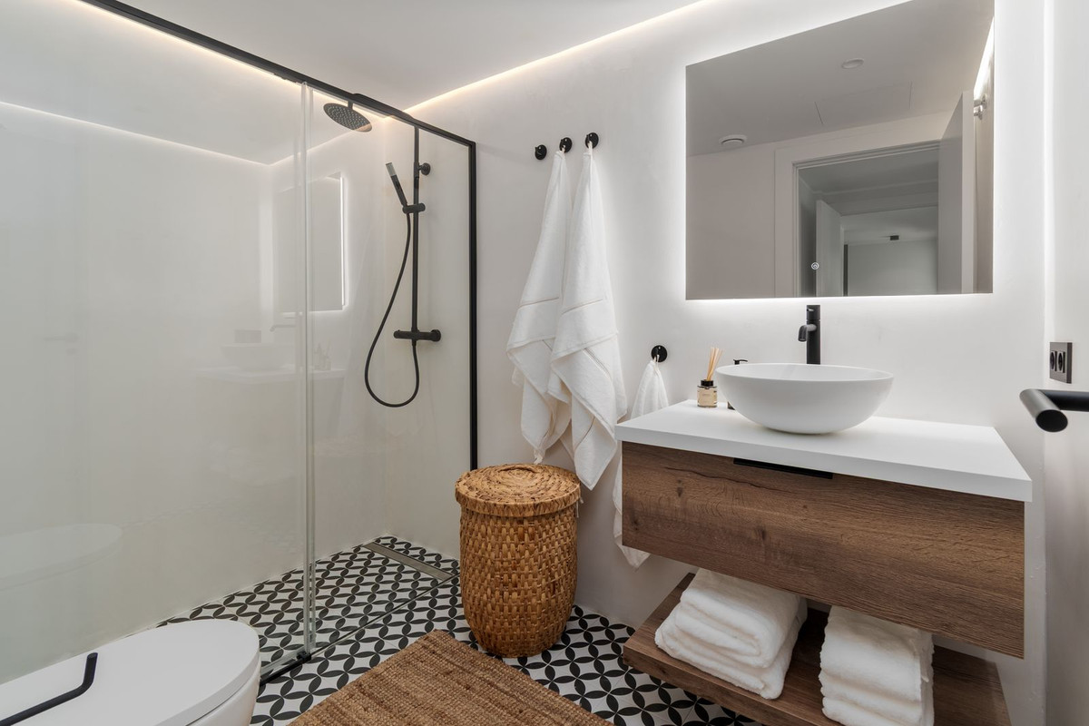 3 Bed Apartment for sale in Torrequebrada Costa Del Sol, Málaga, Spain