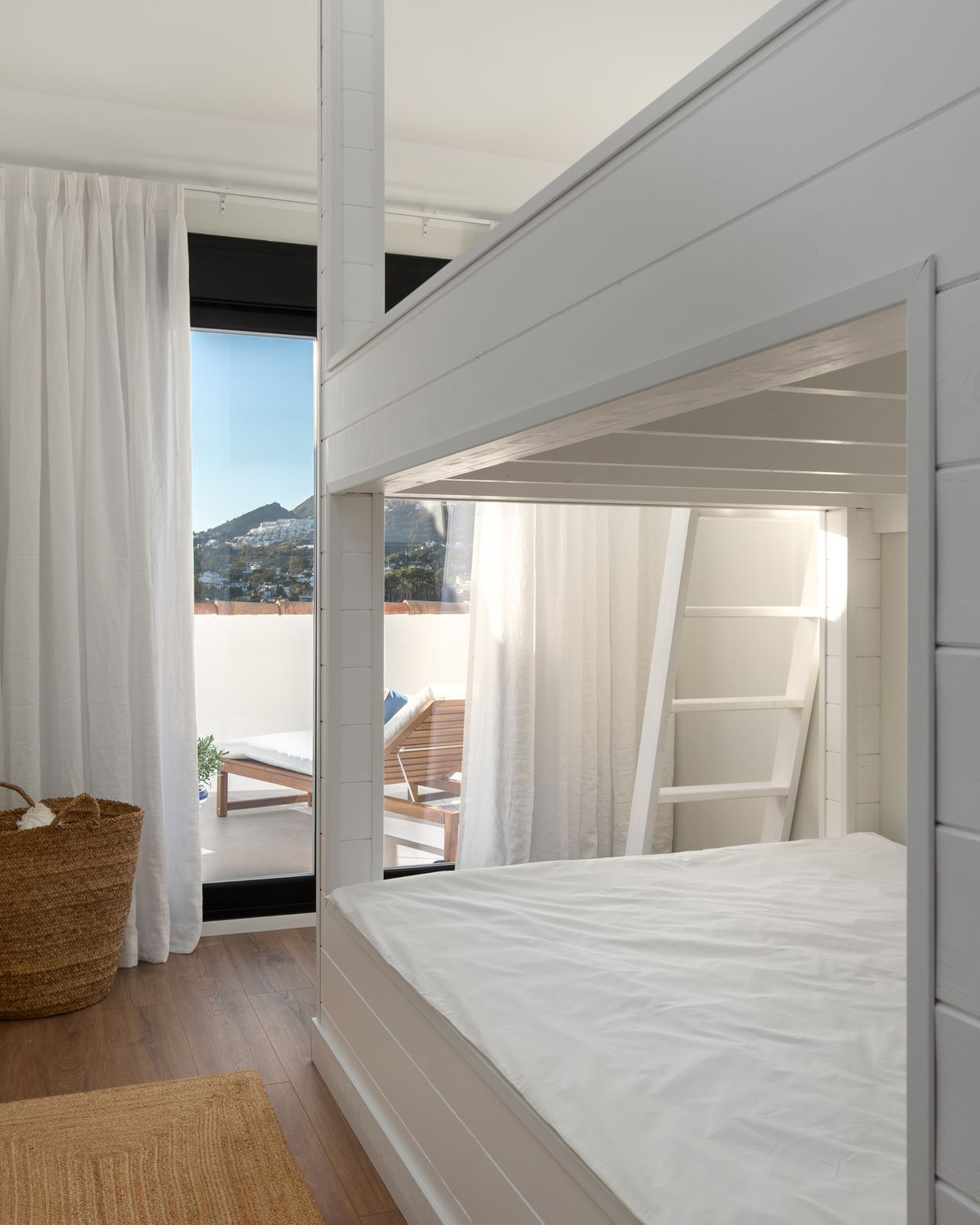 3 Bed Apartment for sale in Torrequebrada Costa Del Sol, Málaga, Spain