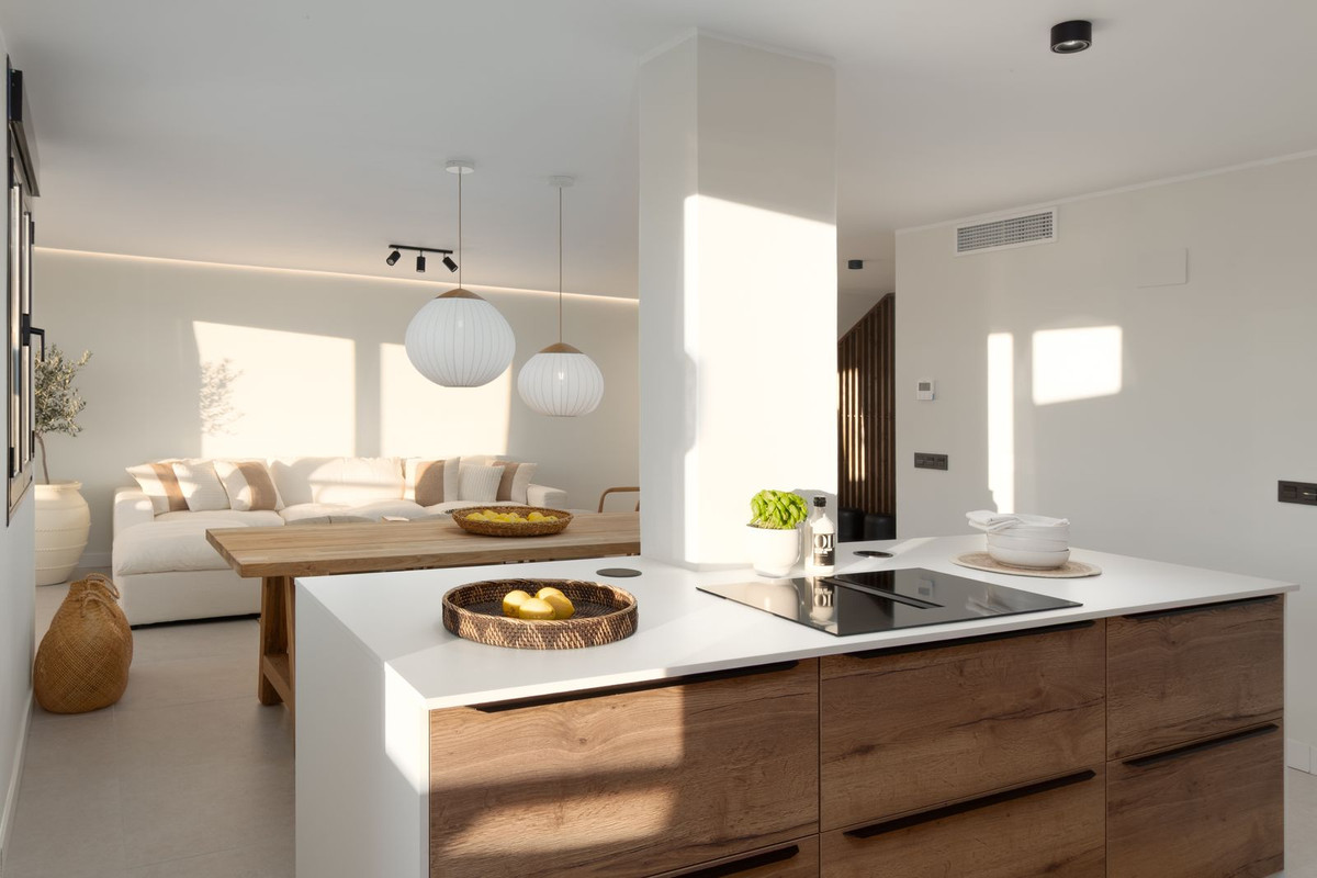 3 Bed Apartment for sale in Torrequebrada Costa Del Sol, Málaga, Spain