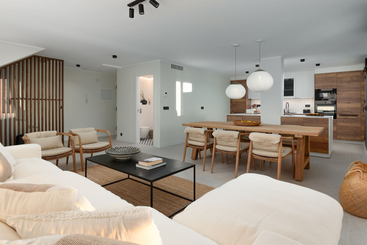 3 Bed Apartment for sale in Torrequebrada Costa Del Sol, Málaga, Spain