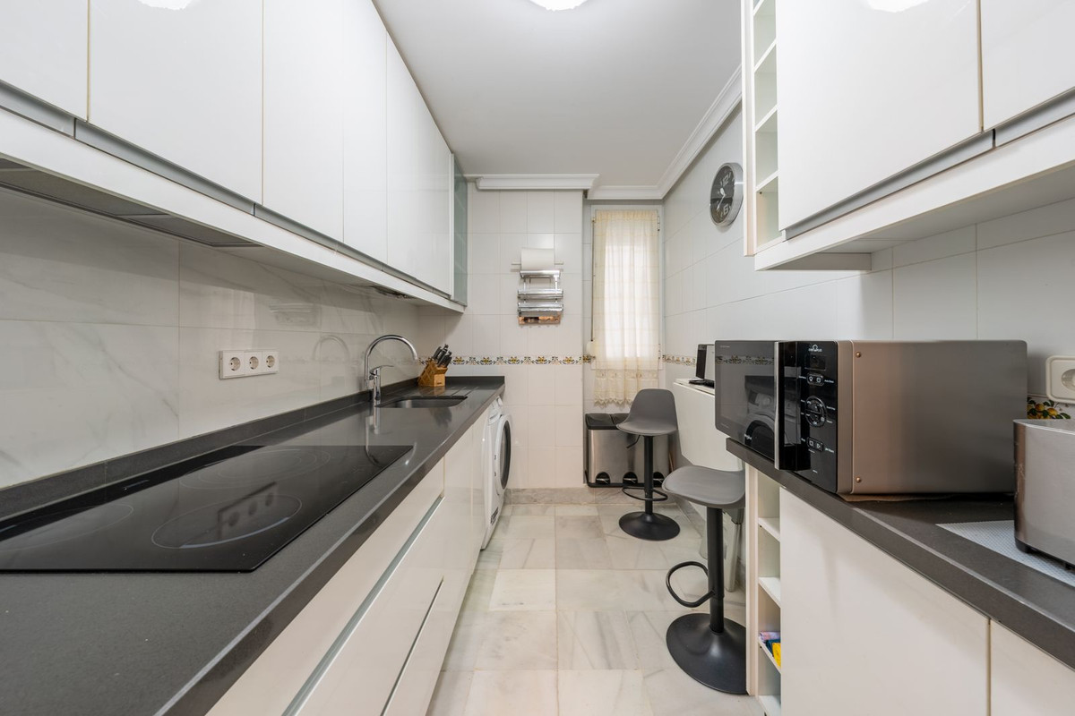 2 Bed Apartment for sale in Marbella Costa Del Sol, Málaga, Spain
