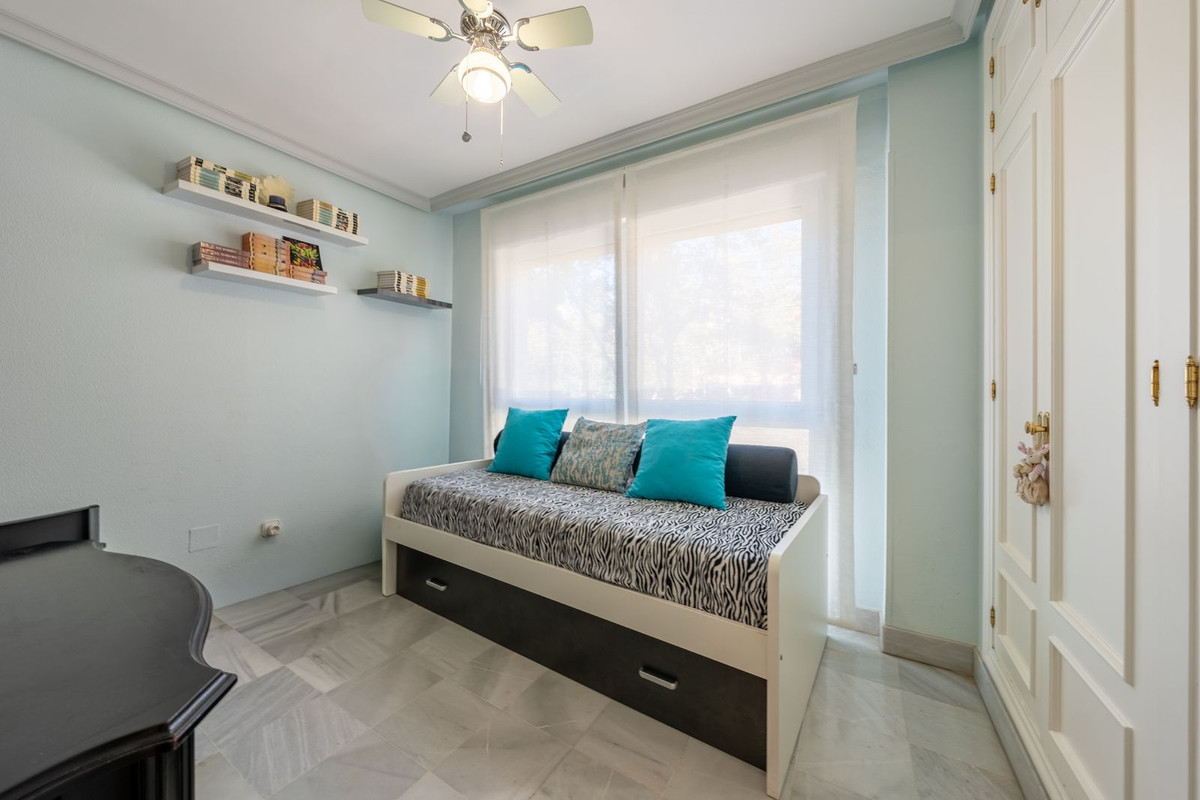 2 Bed Apartment for sale in Marbella Costa Del Sol, Málaga, Spain