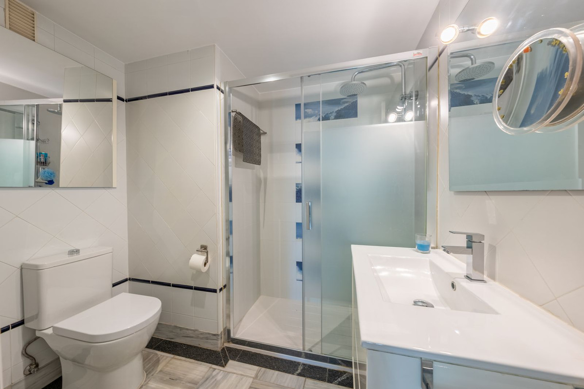 2 Bed Apartment for sale in Marbella Costa Del Sol, Málaga, Spain