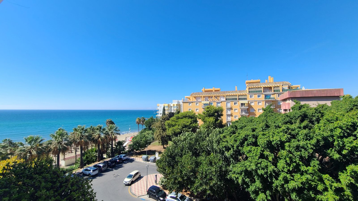 2 Bed Apartment for sale in Marbella Costa Del Sol, Málaga, Spain
