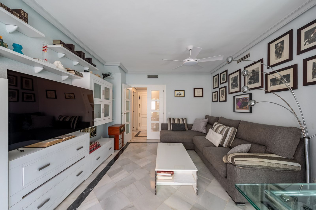 2 Bed Apartment for sale in Marbella Costa Del Sol, Málaga, Spain