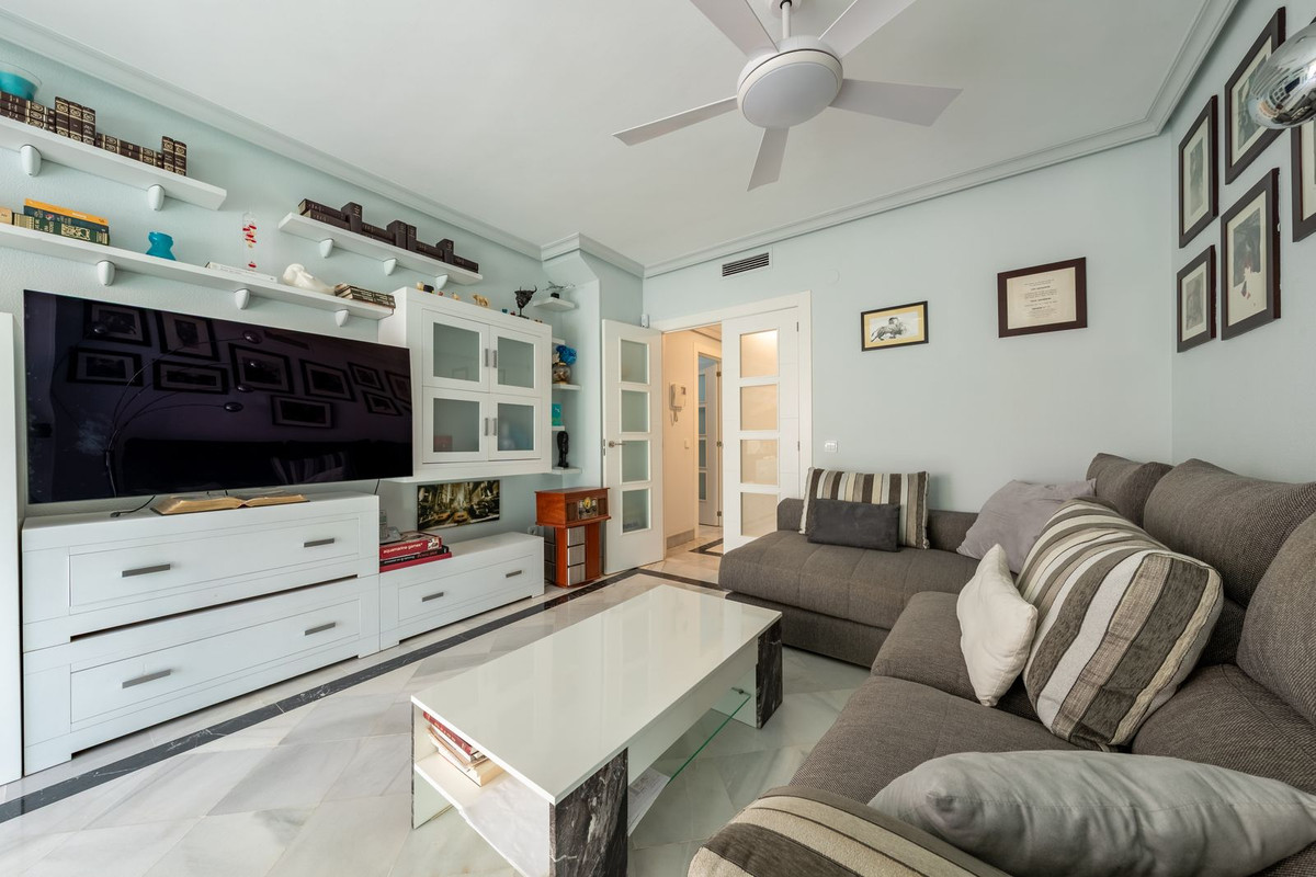 2 Bed Apartment for sale in Marbella Costa Del Sol, Málaga, Spain