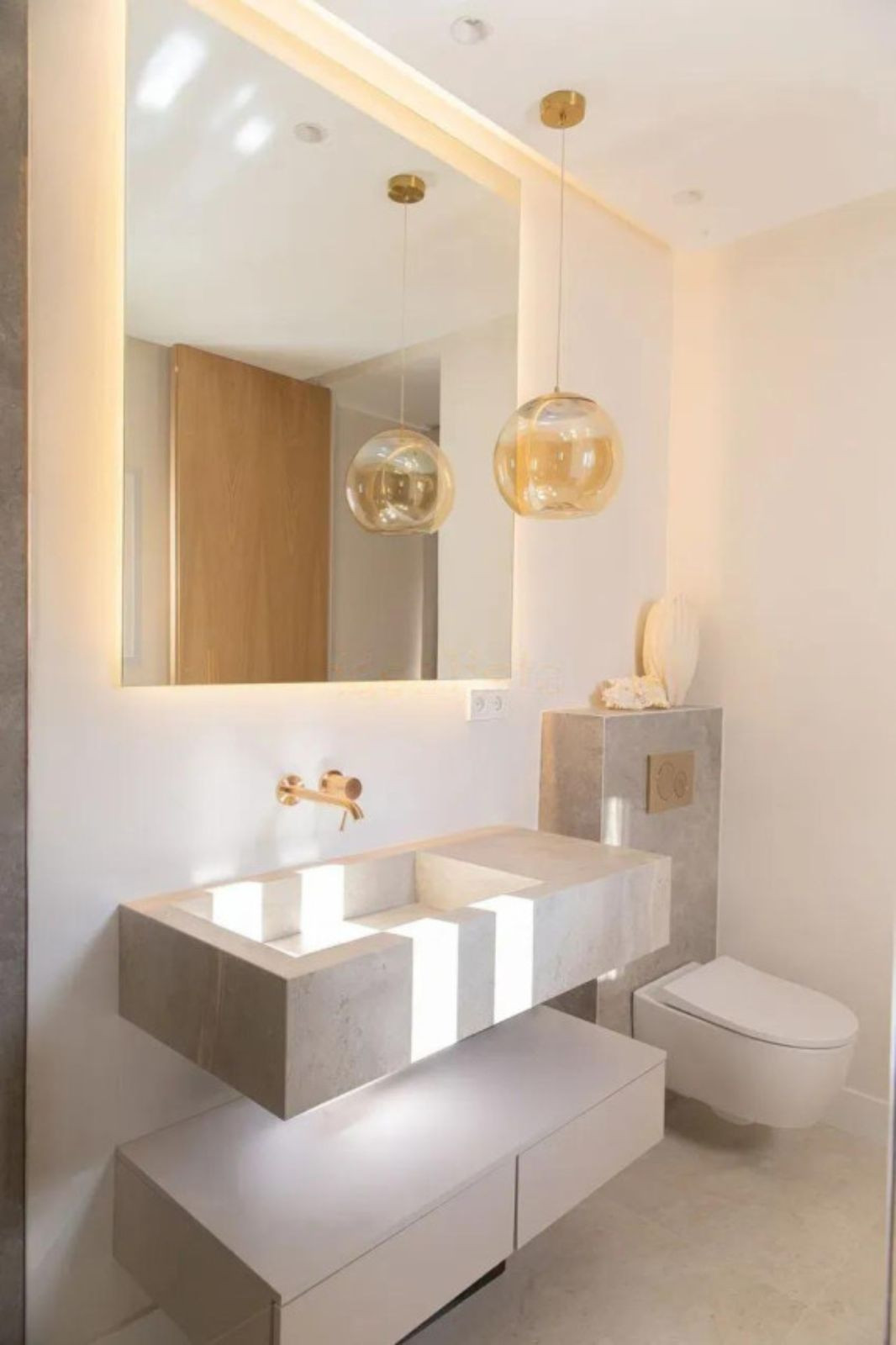 4 Bed Apartment for sale in Nueva Andalucía Costa Del Sol, Málaga, Spain
