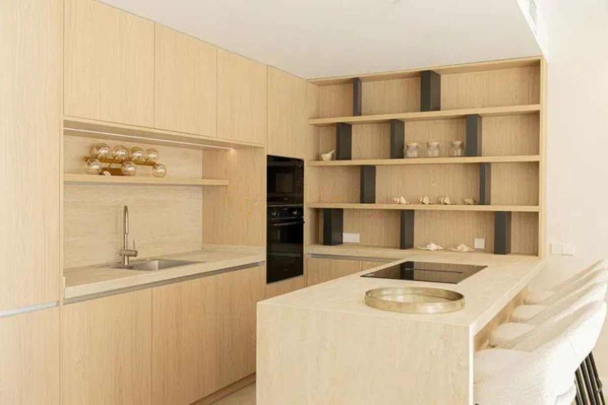 4 Bed Apartment for sale in Nueva Andalucía Costa Del Sol, Málaga, Spain