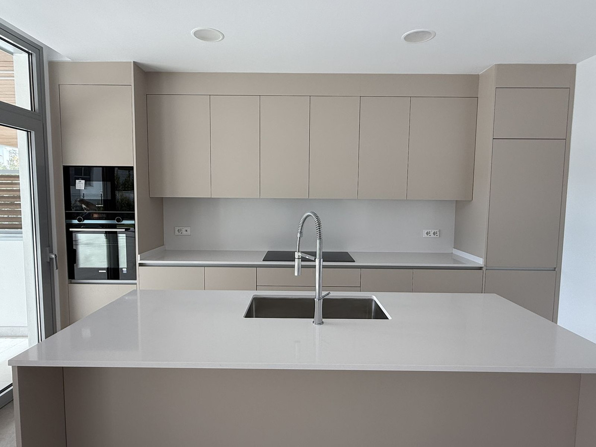 4 Bed Apartment for sale in Marbella Costa Del Sol, Málaga, Spain