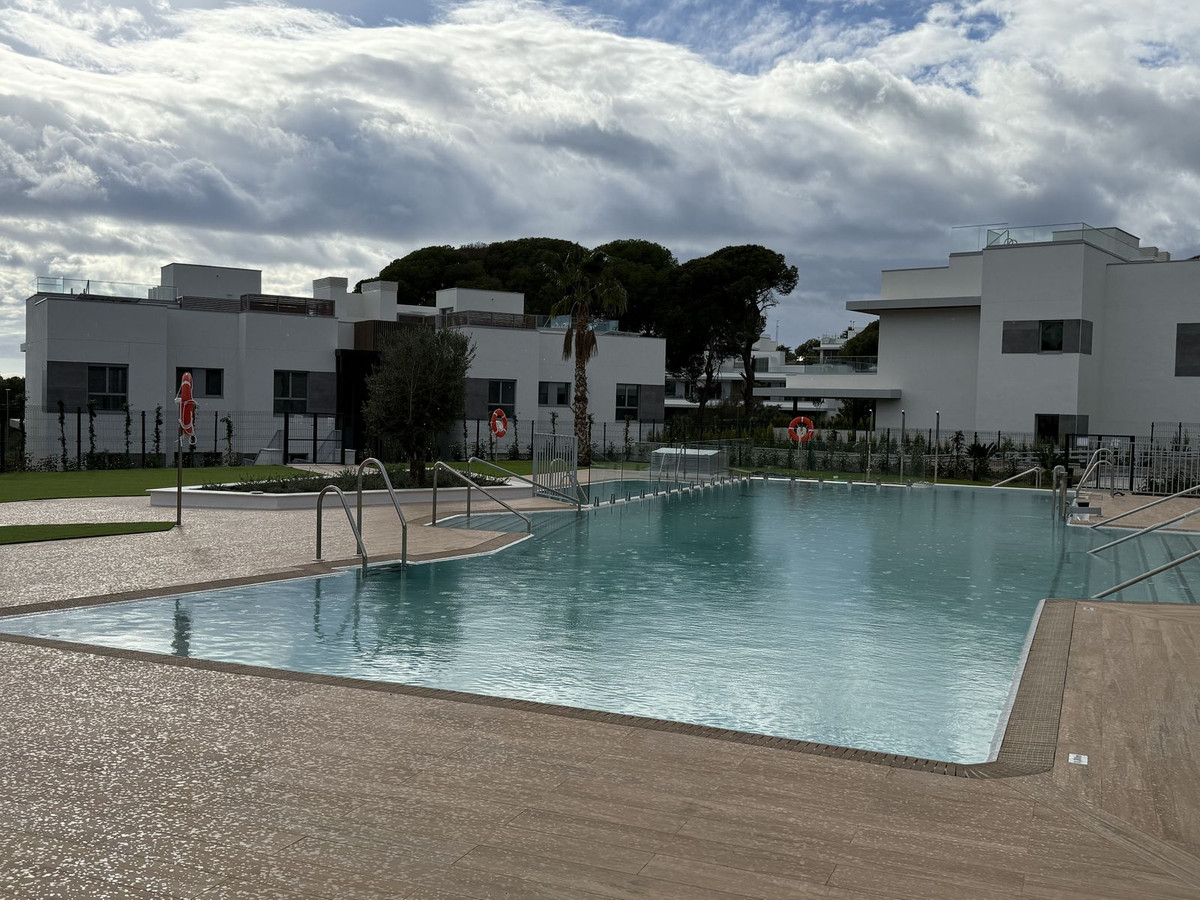 4 Bed Apartment for sale in Marbella Costa Del Sol, Málaga, Spain