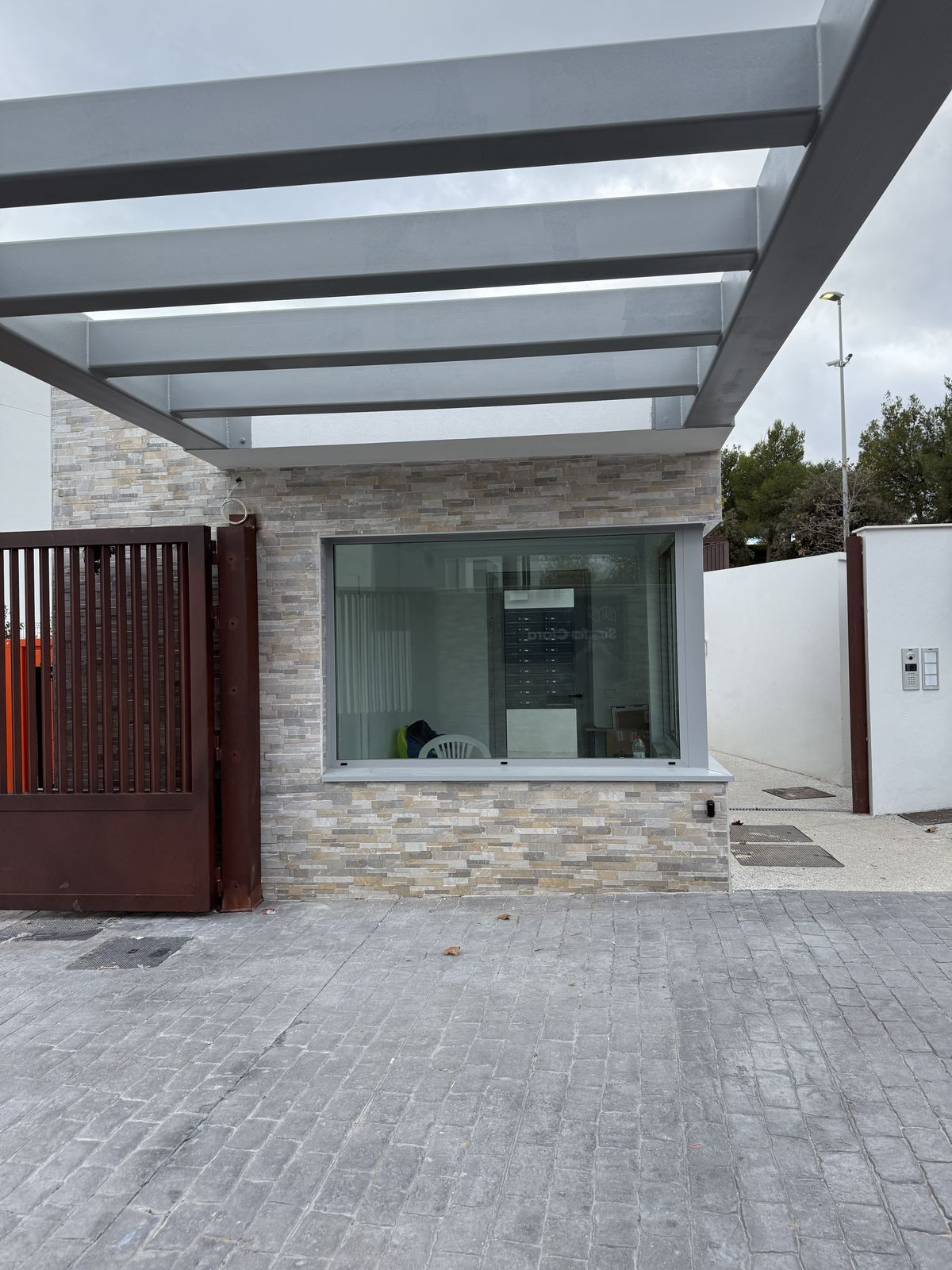 4 Bed Apartment for sale in Marbella Costa Del Sol, Málaga, Spain