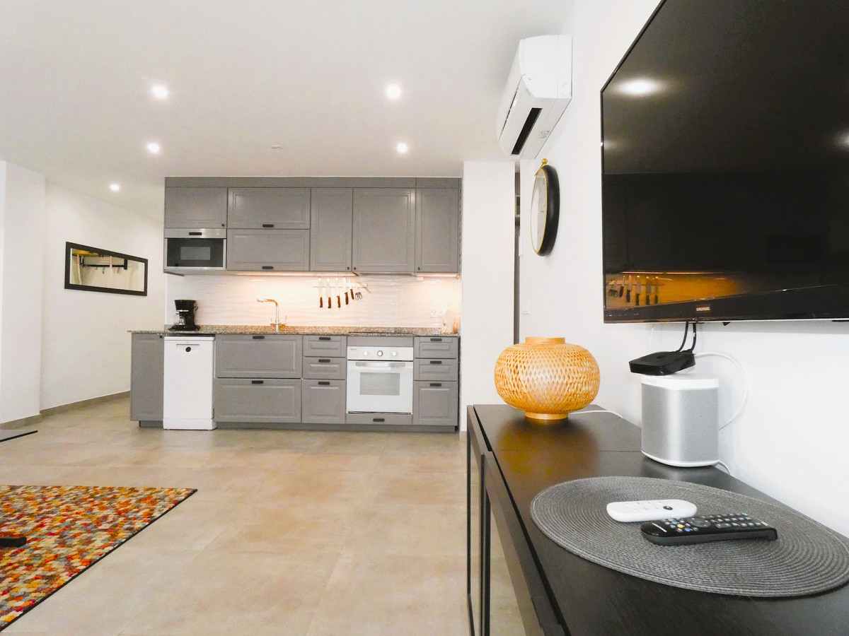 Se vende Apartamento Planta Media de 3 dormitorios en Costa Blanca, Alicante, España