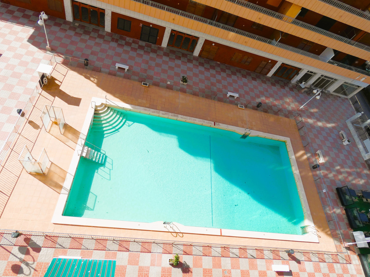 Se vende Apartamento Planta Media de 3 dormitorios en Costa Blanca, Alicante, España