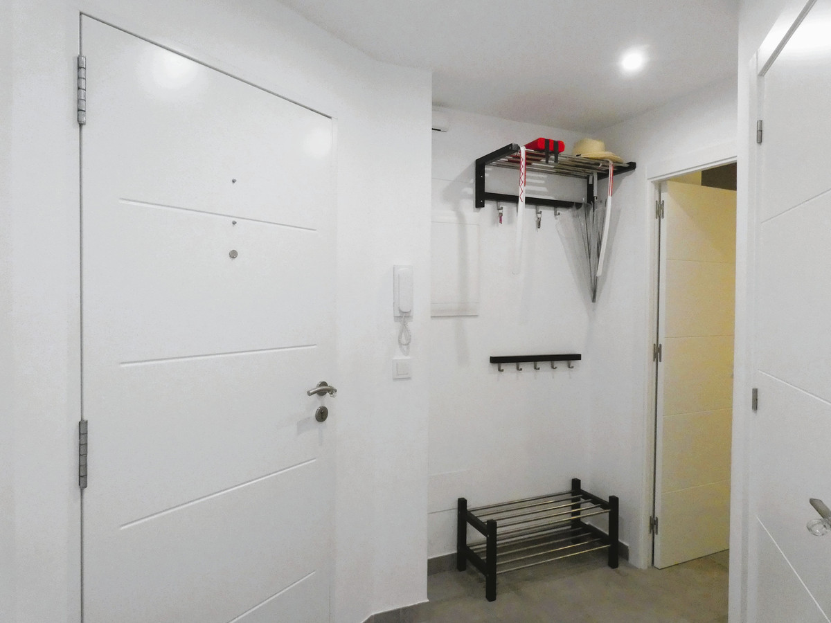 Se vende Apartamento Planta Media de 3 dormitorios en Costa Blanca, Alicante, España