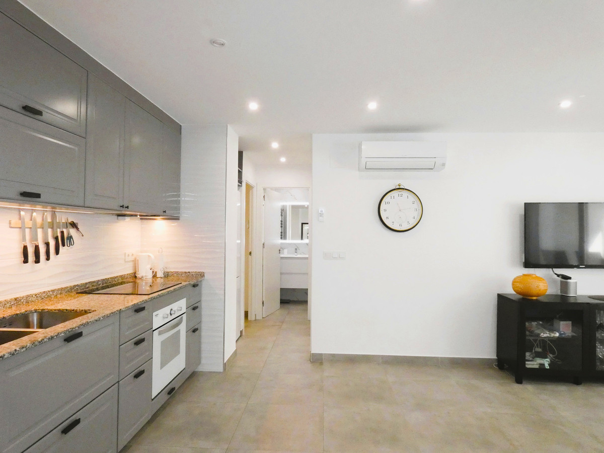 Se vende Apartamento Planta Media de 3 dormitorios en Costa Blanca, Alicante, España