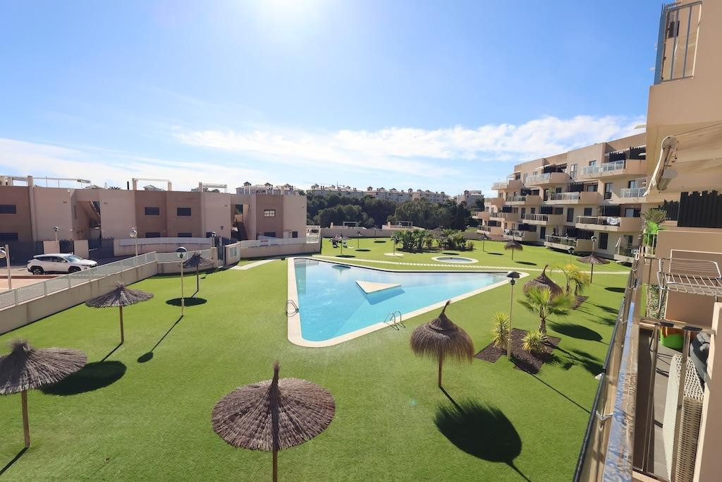 Se vende Apartamento Planta Media de 2 dormitorios en Costa Blanca, Alicante, España