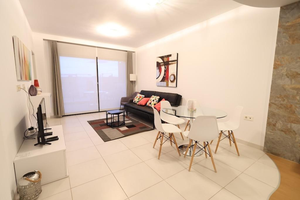 Se vende Apartamento Planta Media de 2 dormitorios en Costa Blanca, Alicante, España