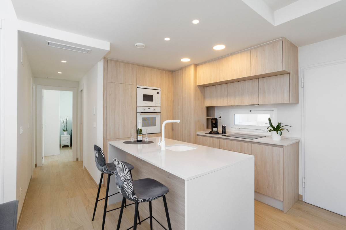 Se vende Apartamento en Planta Última de 2 dormitorios en Costa Blanca, Alicante, España