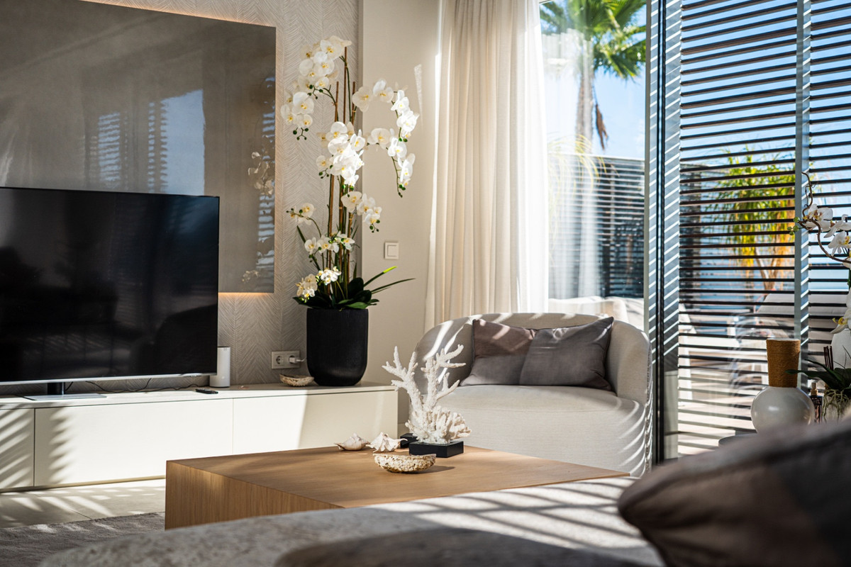Se vende Villa - Chalet de 4 dormitorios en Costa Del Sol, Málaga, España
