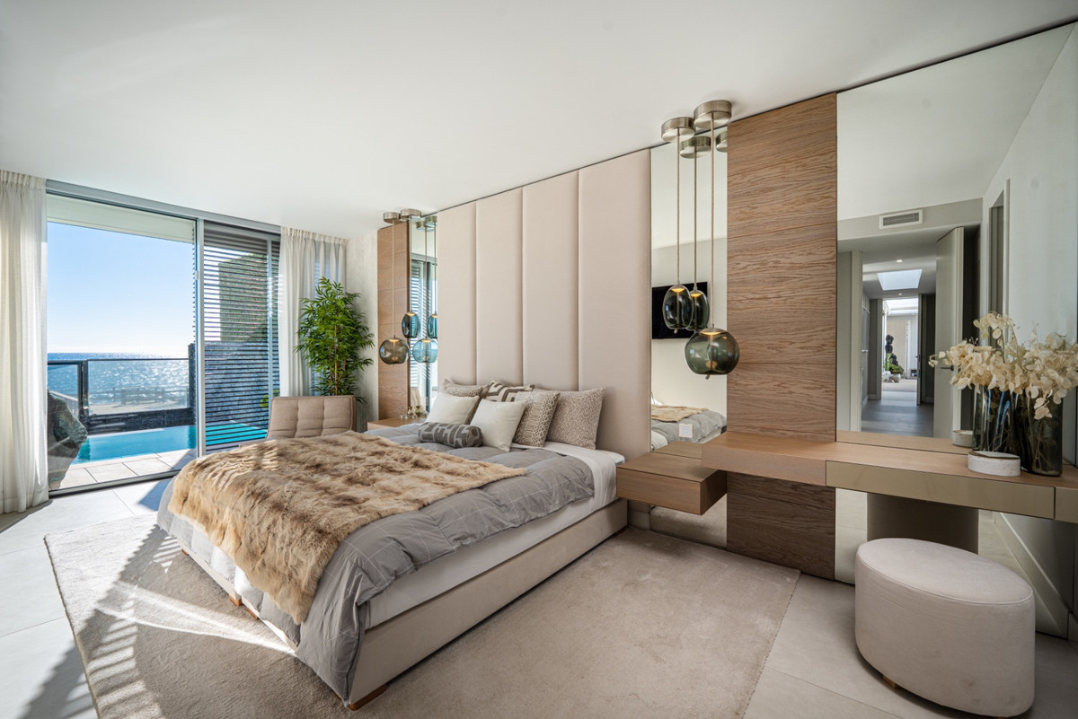 Se vende Villa - Chalet de 4 dormitorios en Costa Del Sol, Málaga, España