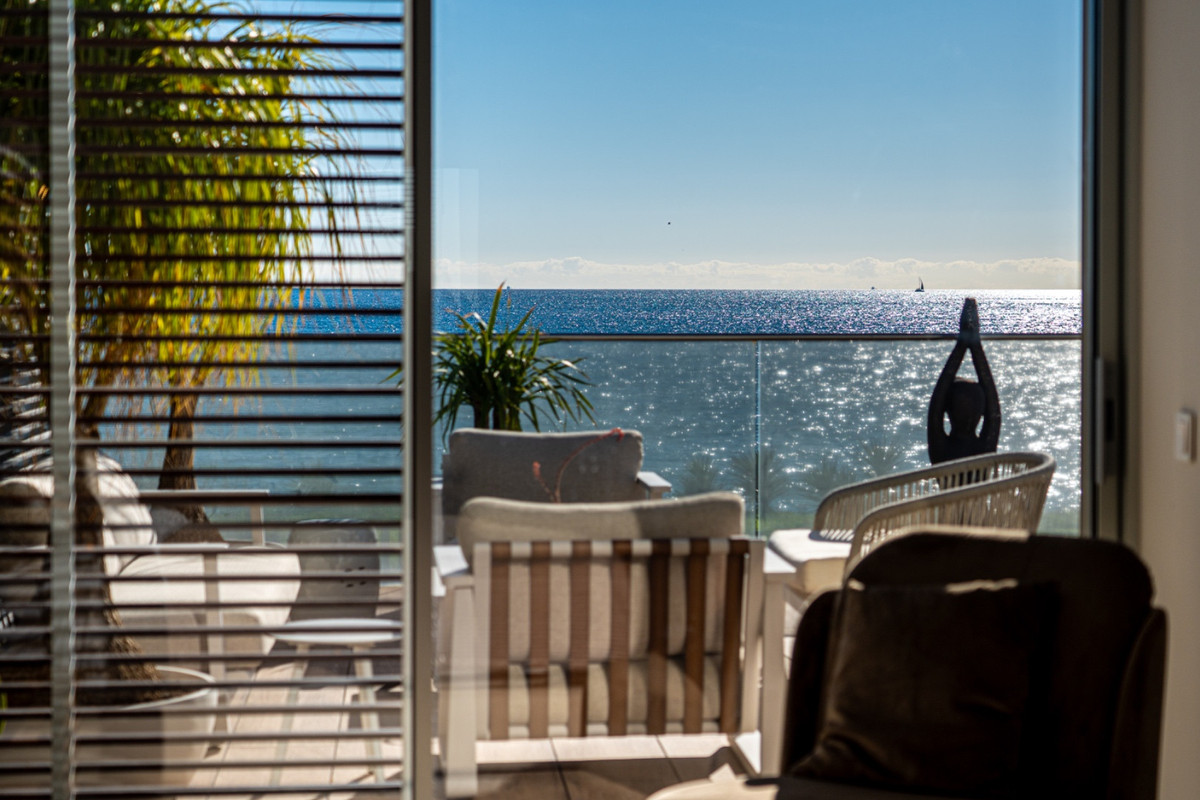 Se vende Villa - Chalet de 4 dormitorios en Costa Del Sol, Málaga, España