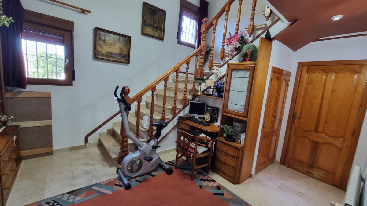 4 Bed Townhouse for sale in Pedreguer Costa Blanca, Alicante, Spain