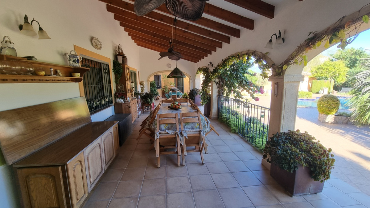 4 Bed Townhouse for sale in Pedreguer Costa Blanca, Alicante, Spain
