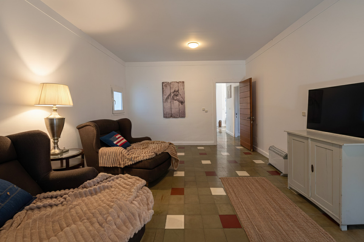 4 Bed Townhouse for sale in Archidona Costa Del Sol, Málaga, Spain