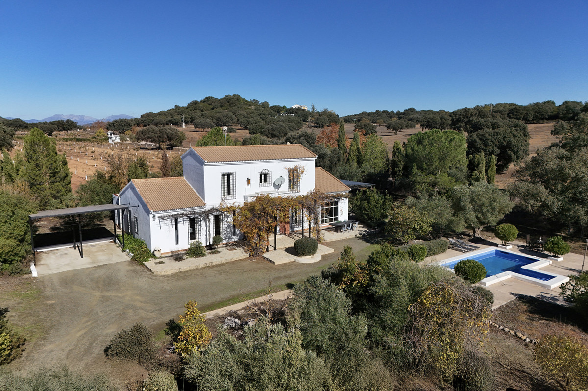 4 Bed Townhouse for sale in Archidona Costa Del Sol, Málaga, Spain