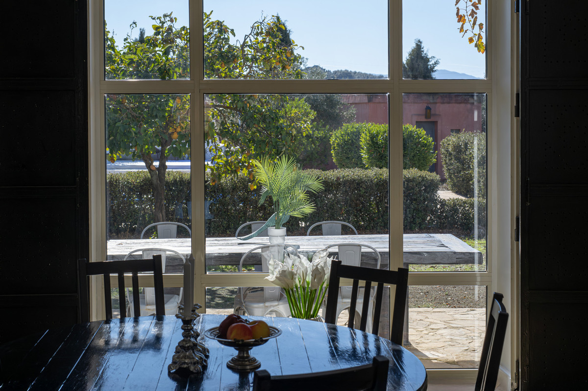 4 Bed Townhouse for sale in Archidona Costa Del Sol, Málaga, Spain