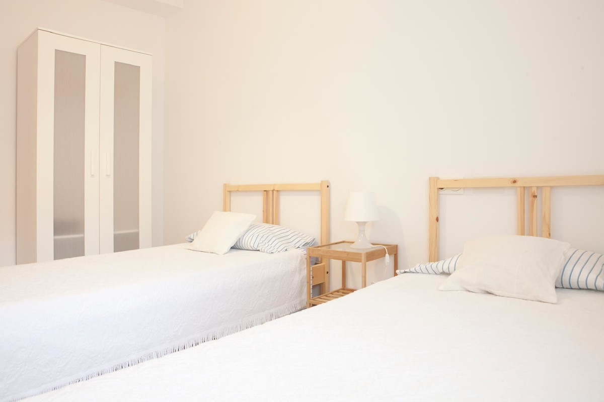 Se vende Apartamento Planta Media de 4 dormitorios en Costa Blanca, Alicante, España