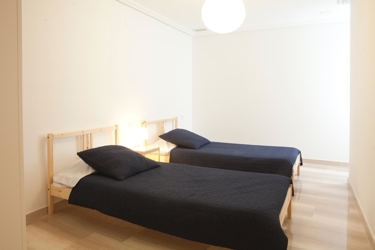 Se vende Apartamento Planta Media de 4 dormitorios en Costa Blanca, Alicante, España
