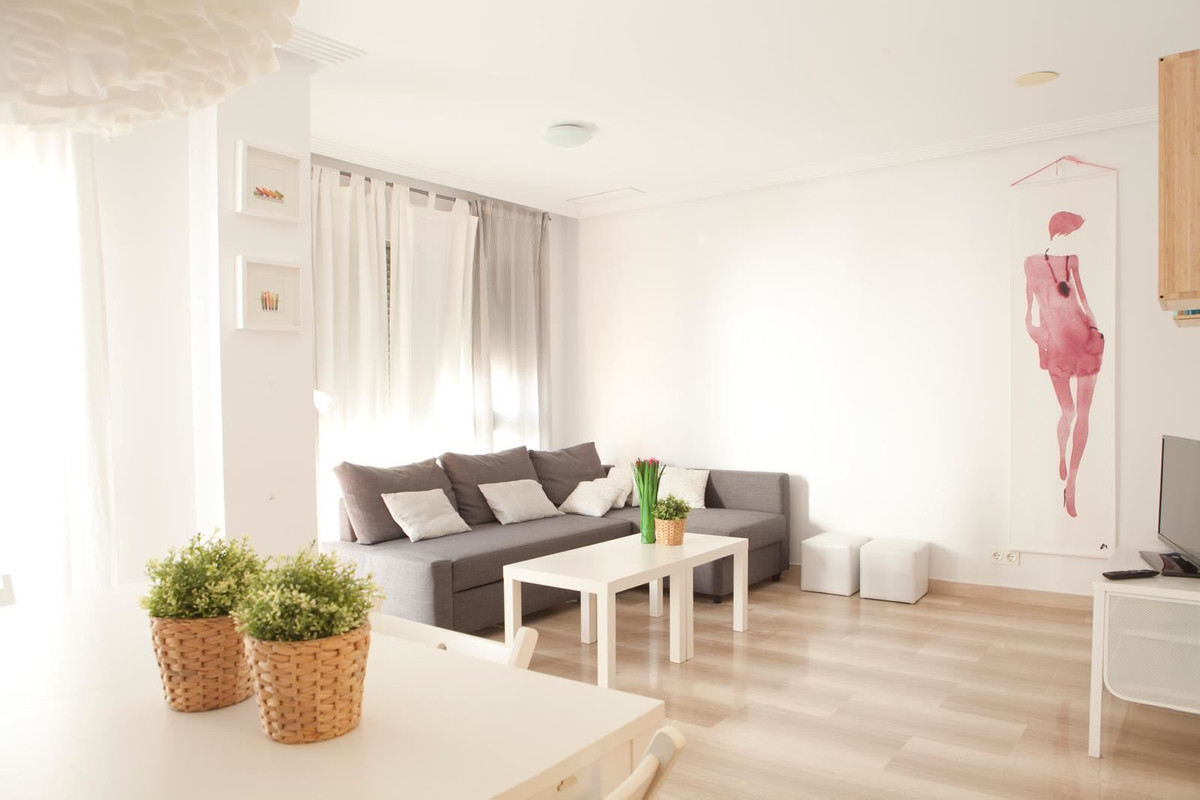 Se vende Apartamento Planta Media de 4 dormitorios en Costa Blanca, Alicante, España