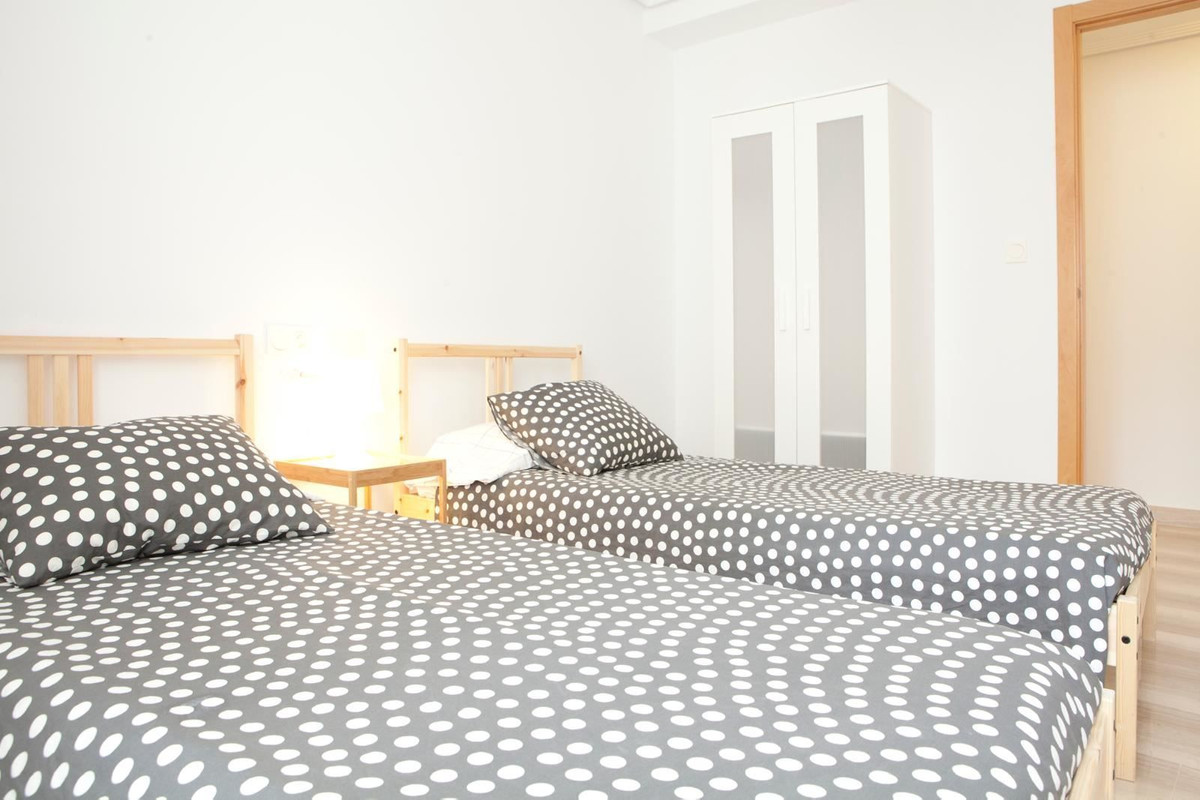 Se vende Apartamento Planta Media de 4 dormitorios en Costa Blanca, Alicante, España