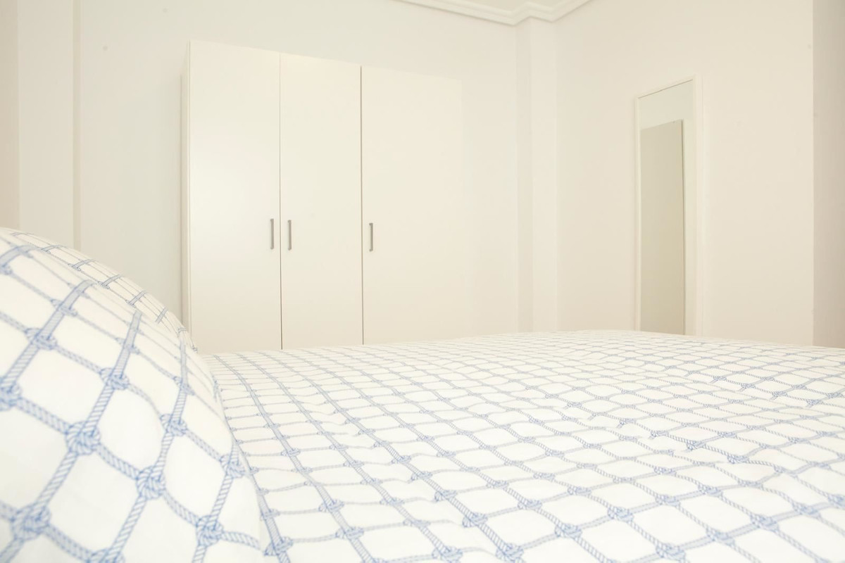 Se vende Apartamento Planta Media de 4 dormitorios en Costa Blanca, Alicante, España