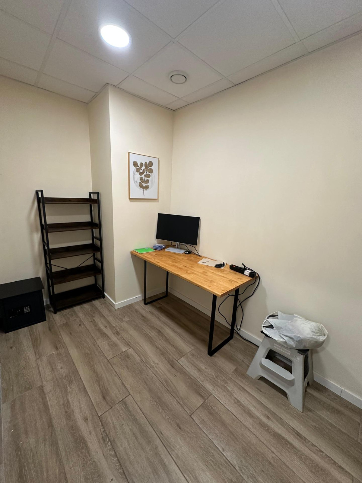 Commercial unit for sale in Alicante Costa Blanca, Alicante, Spain