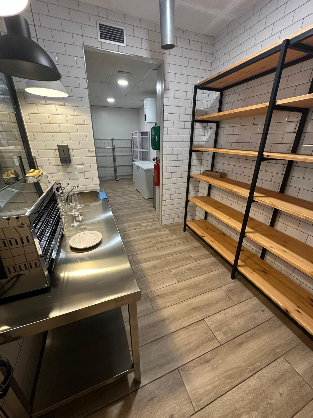 Commercial unit for sale in Alicante Costa Blanca, Alicante, Spain