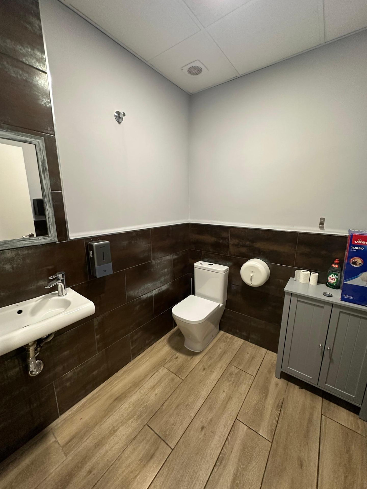 Commercial unit for sale in Alicante Costa Blanca, Alicante, Spain