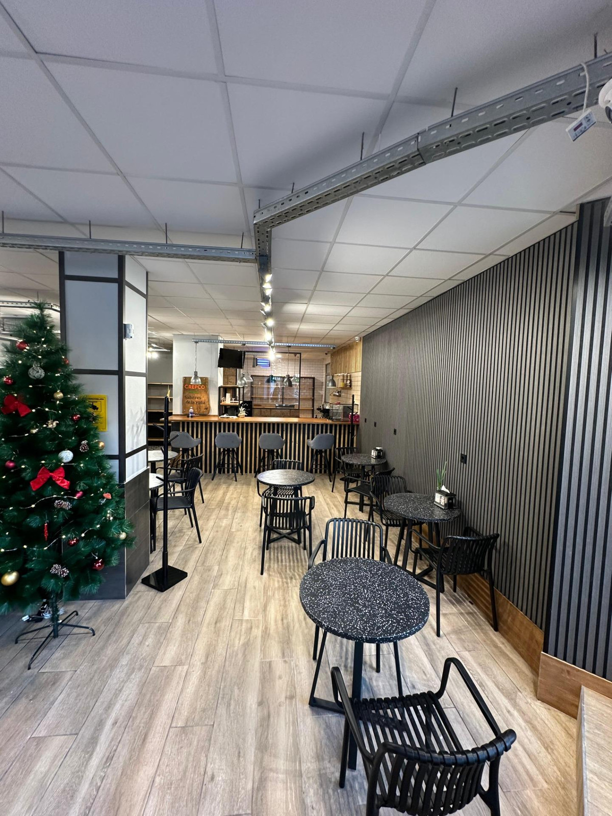 Commercial unit for sale in Alicante Costa Blanca, Alicante, Spain