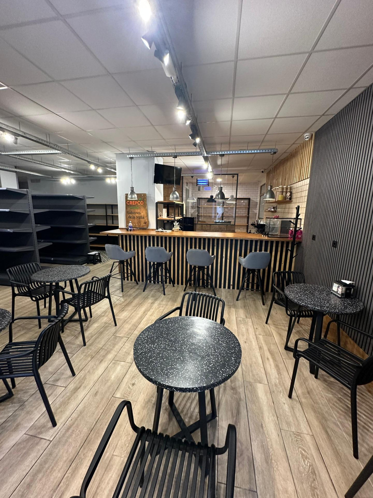 Commercial unit for sale in Alicante Costa Blanca, Alicante, Spain
