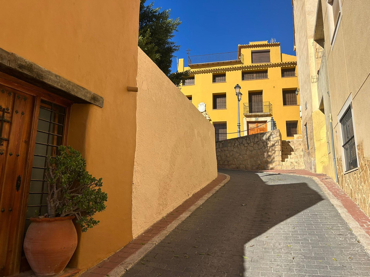3 Bed Townhouse for sale in Polop Costa Blanca, Alicante, Spain