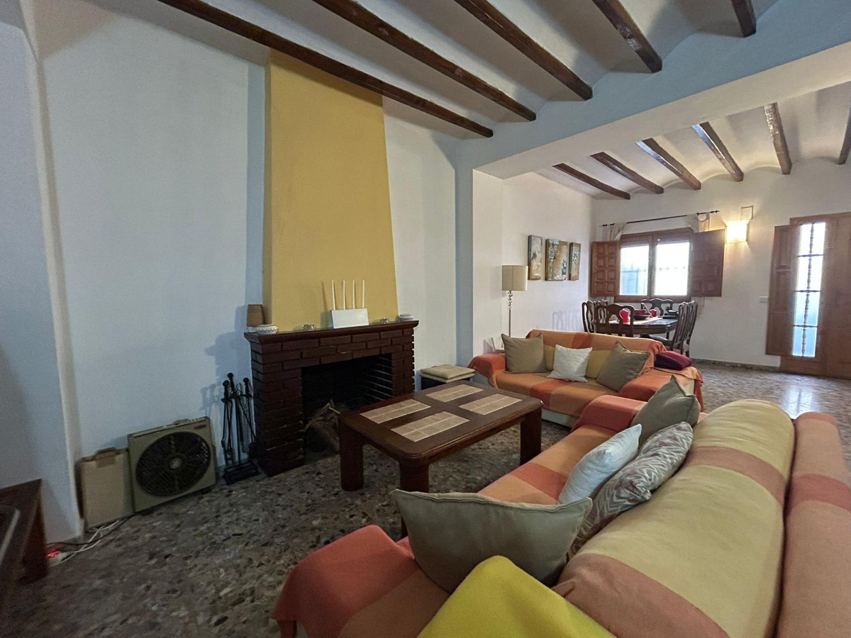 3 Bed Townhouse for sale in Polop Costa Blanca, Alicante, Spain