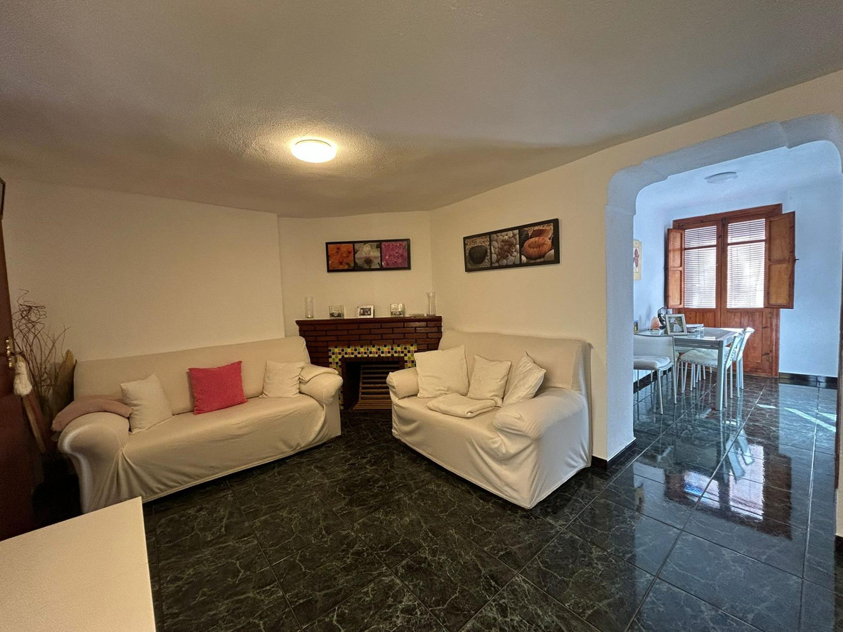 3 Bed Townhouse for sale in Polop Costa Blanca, Alicante, Spain