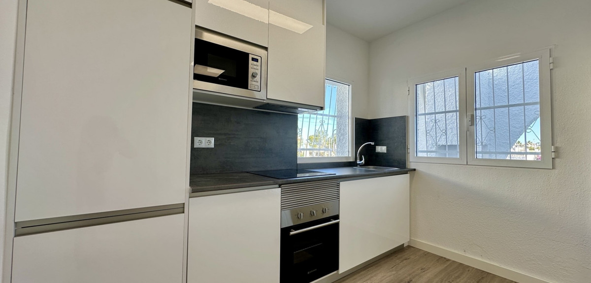 2 Bed Townhouse for sale in Orihuela Costa Costa Blanca, Alicante, Spain