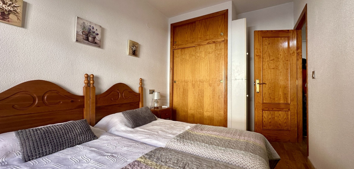 Se vende Apartamento Planta Media de 2 dormitorios en Costa Blanca, Alicante, España