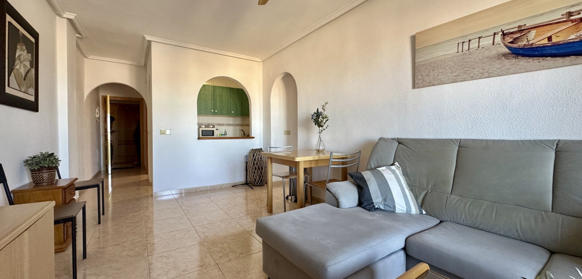Se vende Apartamento Planta Media de 2 dormitorios en Costa Blanca, Alicante, España