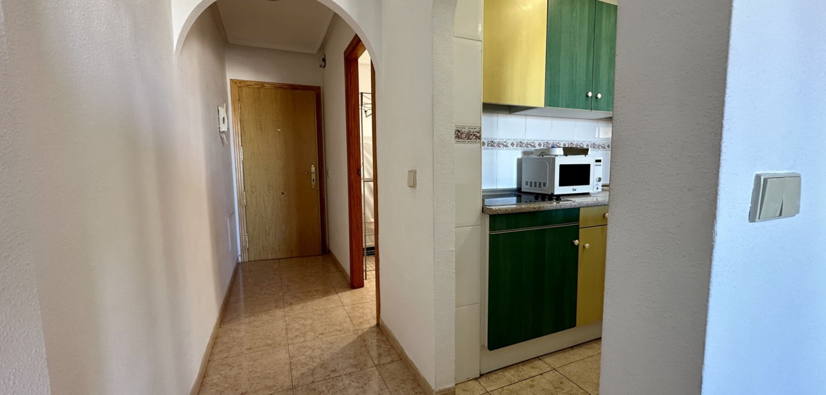 Se vende Apartamento Planta Media de 2 dormitorios en Costa Blanca, Alicante, España